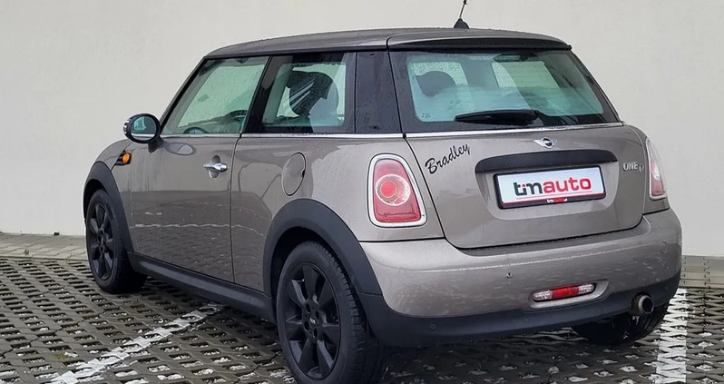 MINI Cooper cena 28900 przebieg: 129000, rok produkcji 2011 z Rakoniewice małe 436